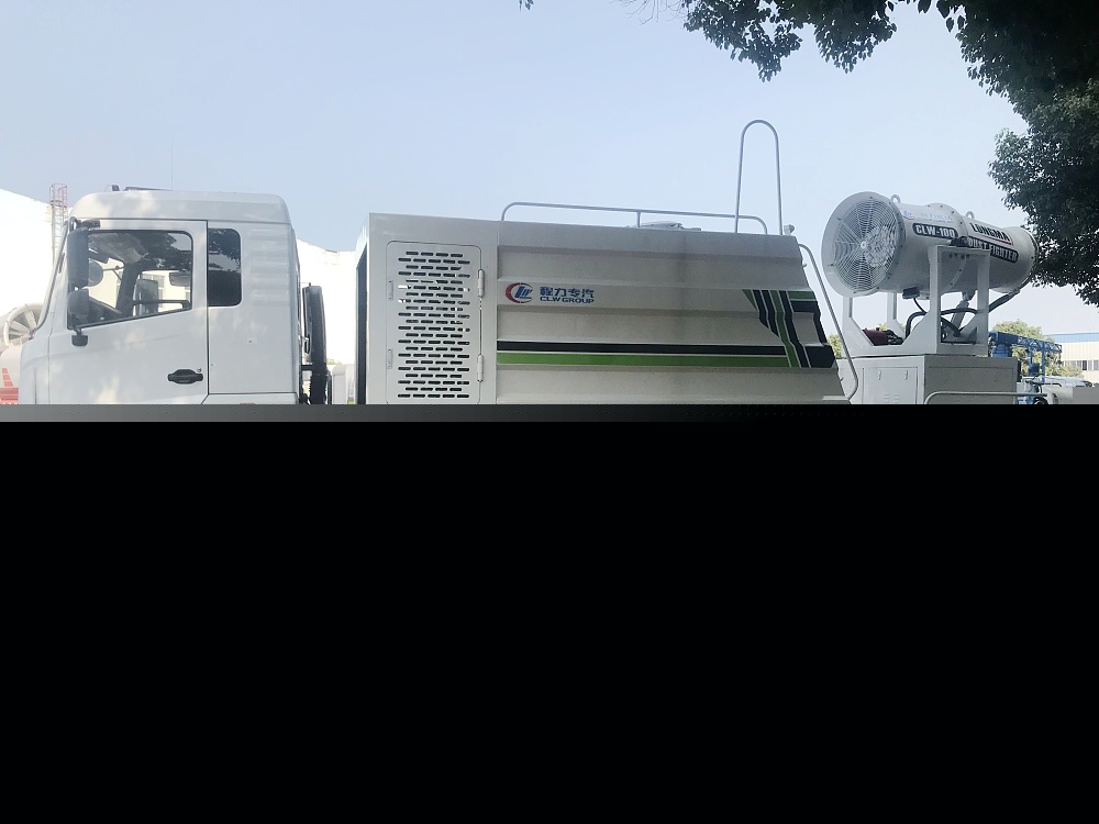 東風專底噴霧霧炮車國六10立方/50-100米霧炮